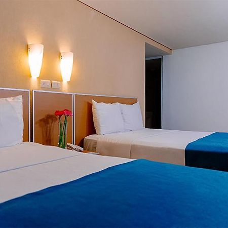 Kasa Hotel & Suites Irapuato Exterior photo