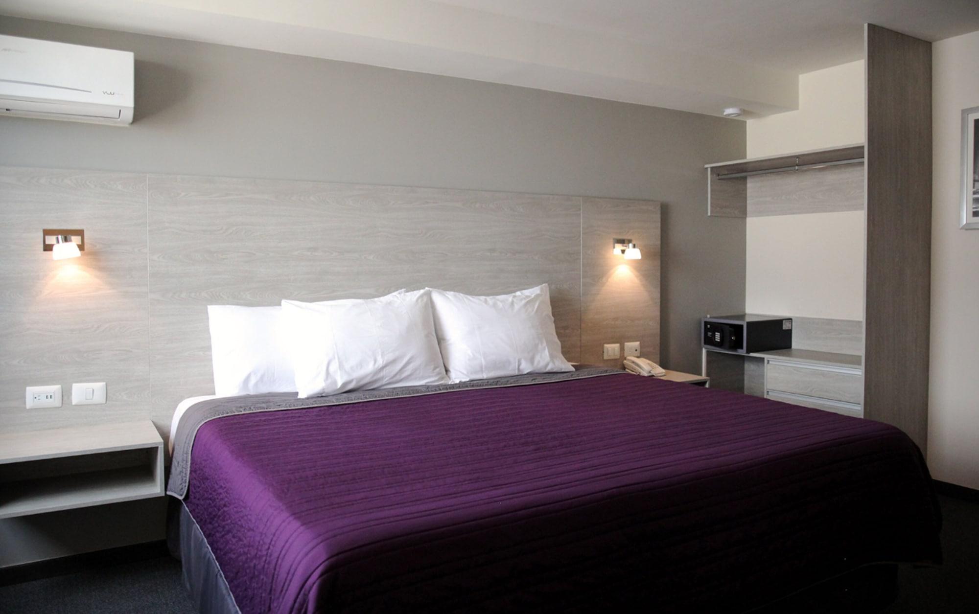 Kasa Hotel & Suites Irapuato Exterior photo