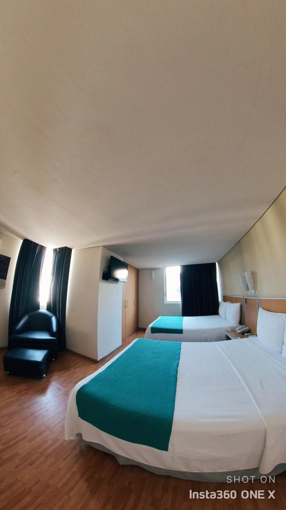 Kasa Hotel & Suites Irapuato Exterior photo