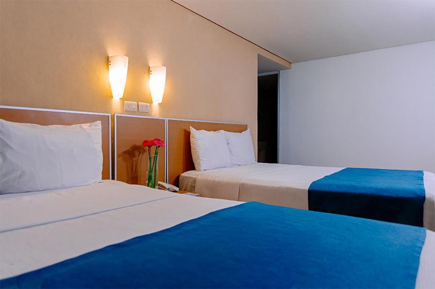 Kasa Hotel & Suites Irapuato Exterior photo